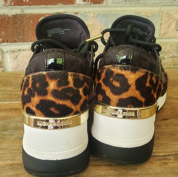 Michael Kors Liv Trainer MK Logo w/ Animal Printed Wedge Sneakers Sz 8M - Picture 4 of 8